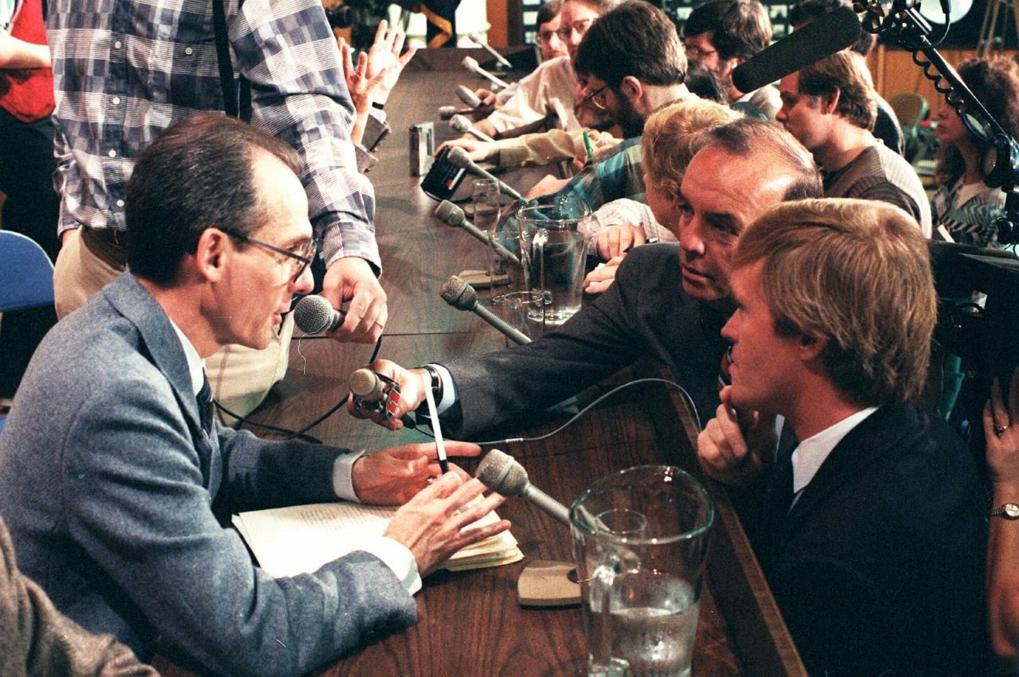 Ed Stone speaking to the media during the historic Uranus flyby in 1986.